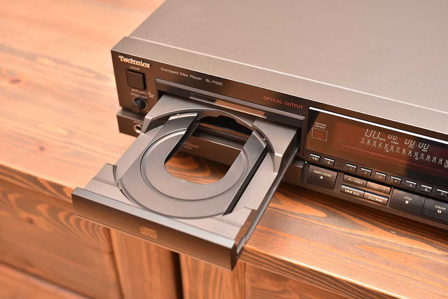 Technics SL-P555 - odtwarzacz płyt CD