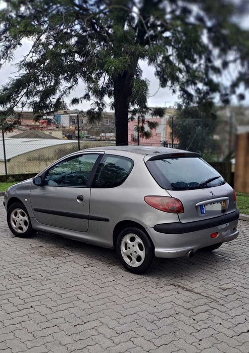 Peugeot 206 1.4HDI 5 Lug  2004