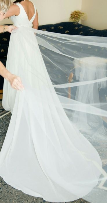 Suknia ślubna, prosta b.elegancka, ponadczasowa, styl grecki, tanio