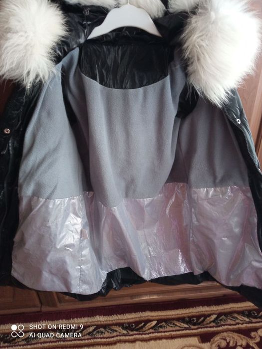 Зимова куртка на дівчинку