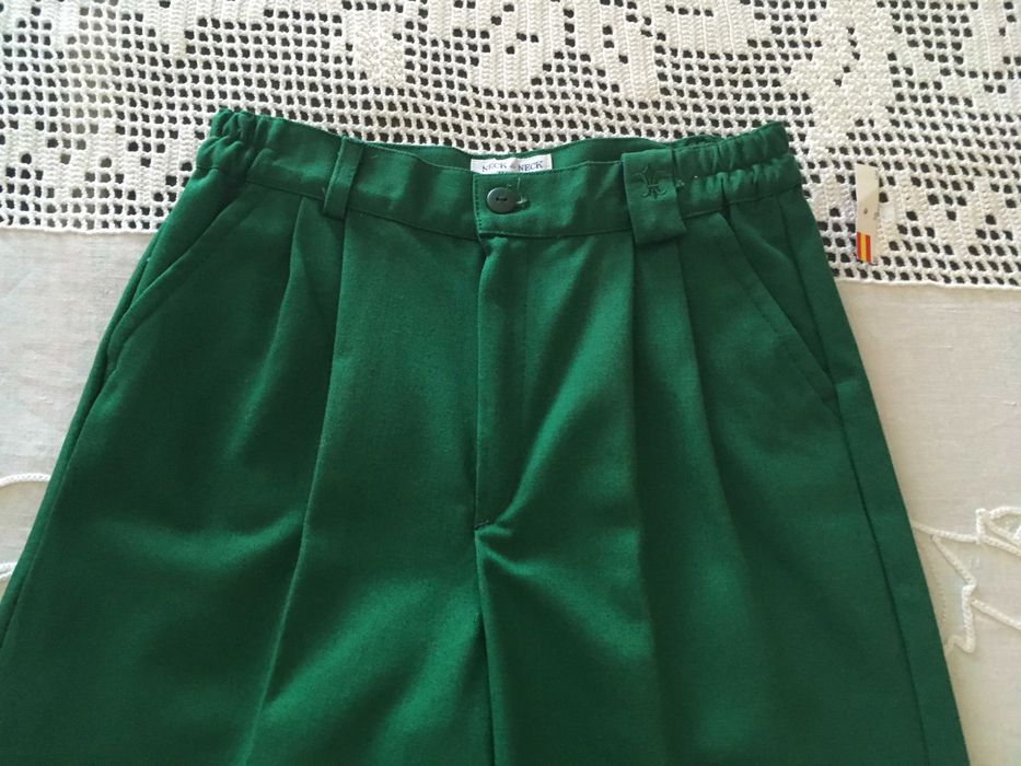 Calções verdes Neck-Neck- NOVOS a ESTREAR, Rapaz 8-10 anos