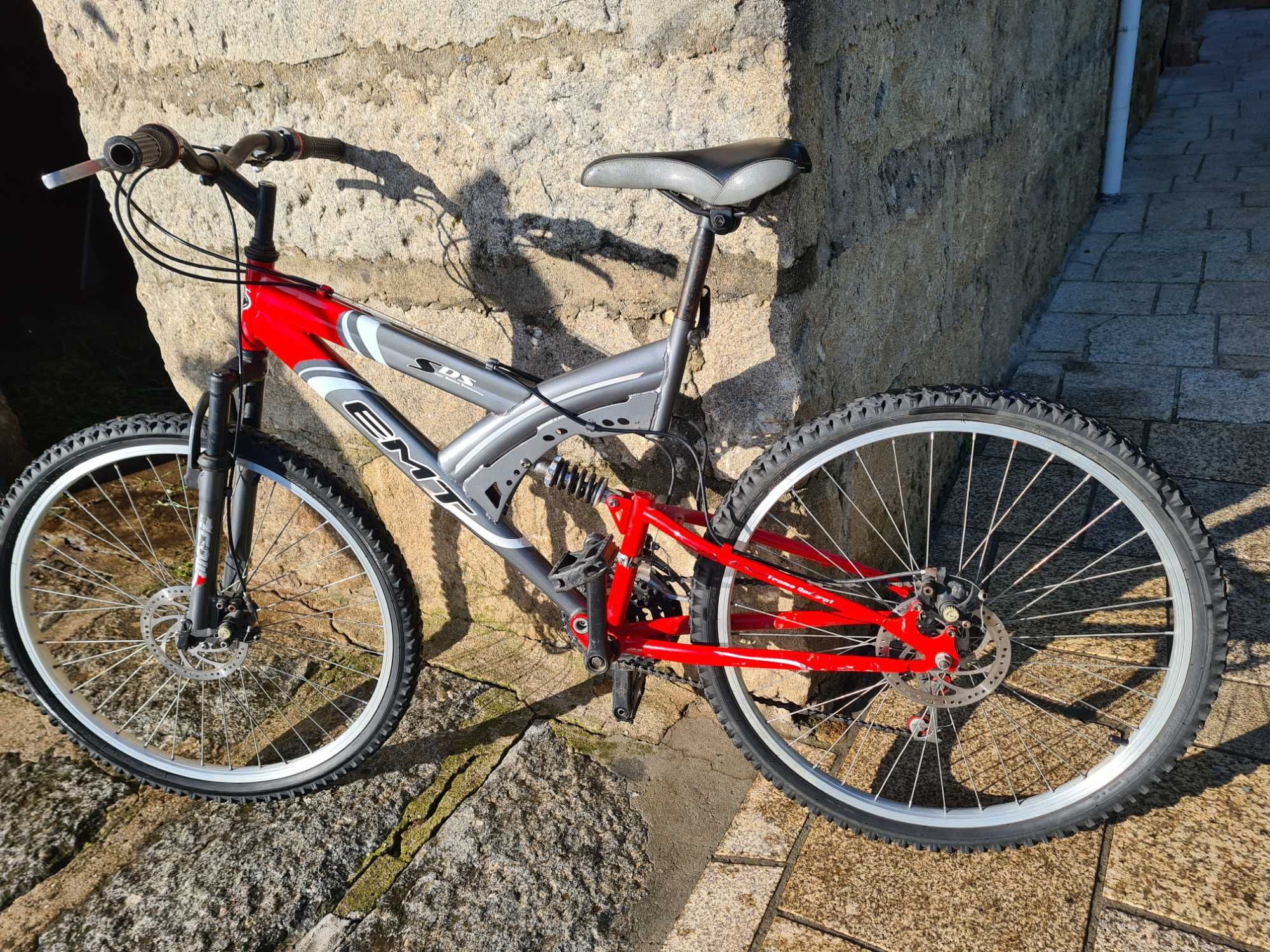 Bicicleta em bom estado