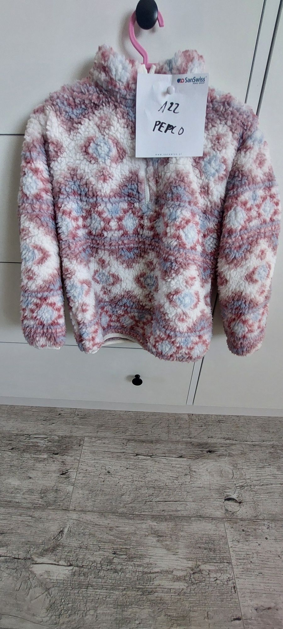 Bluza ciepła rozmiar 122-pepco-stan bardzo dobry