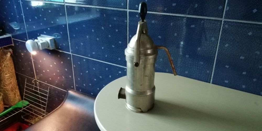 kawiarka staroć czasy PRL-u zasilanie 220 kabel porcelanka w komplecie