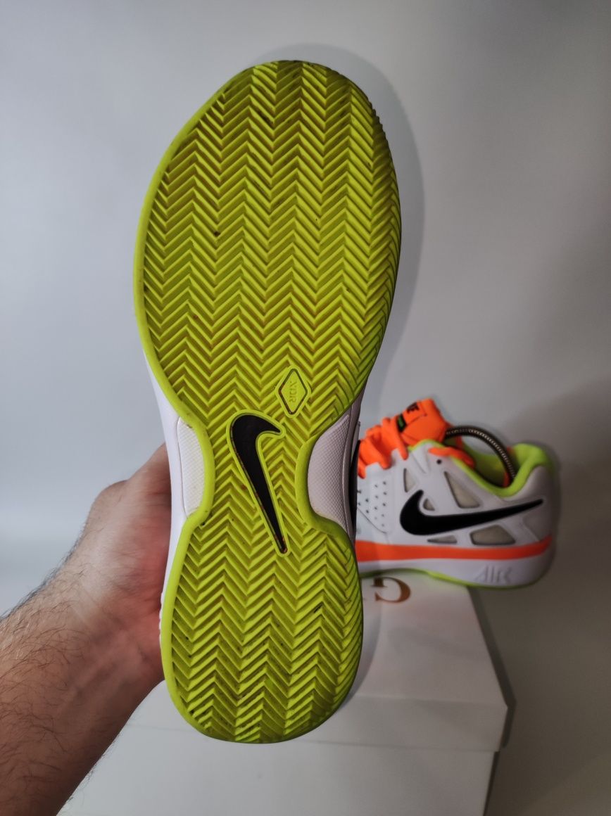 Женские Кроссовки от Nike Vapor Advantage 41 / 26см.