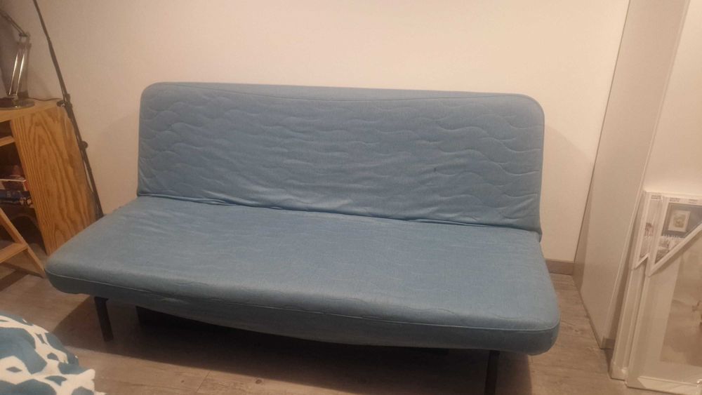 Kanapa ikea niebieska