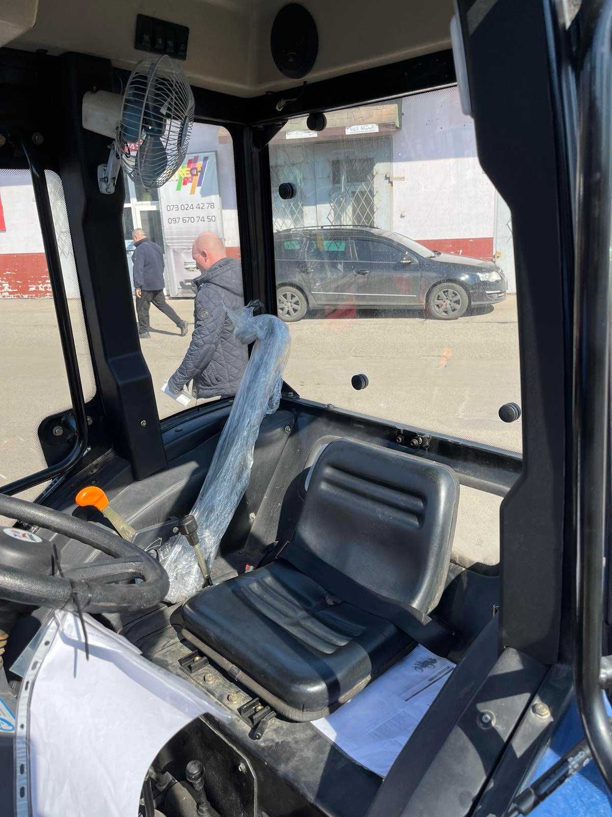 Трактор JMT 404CN