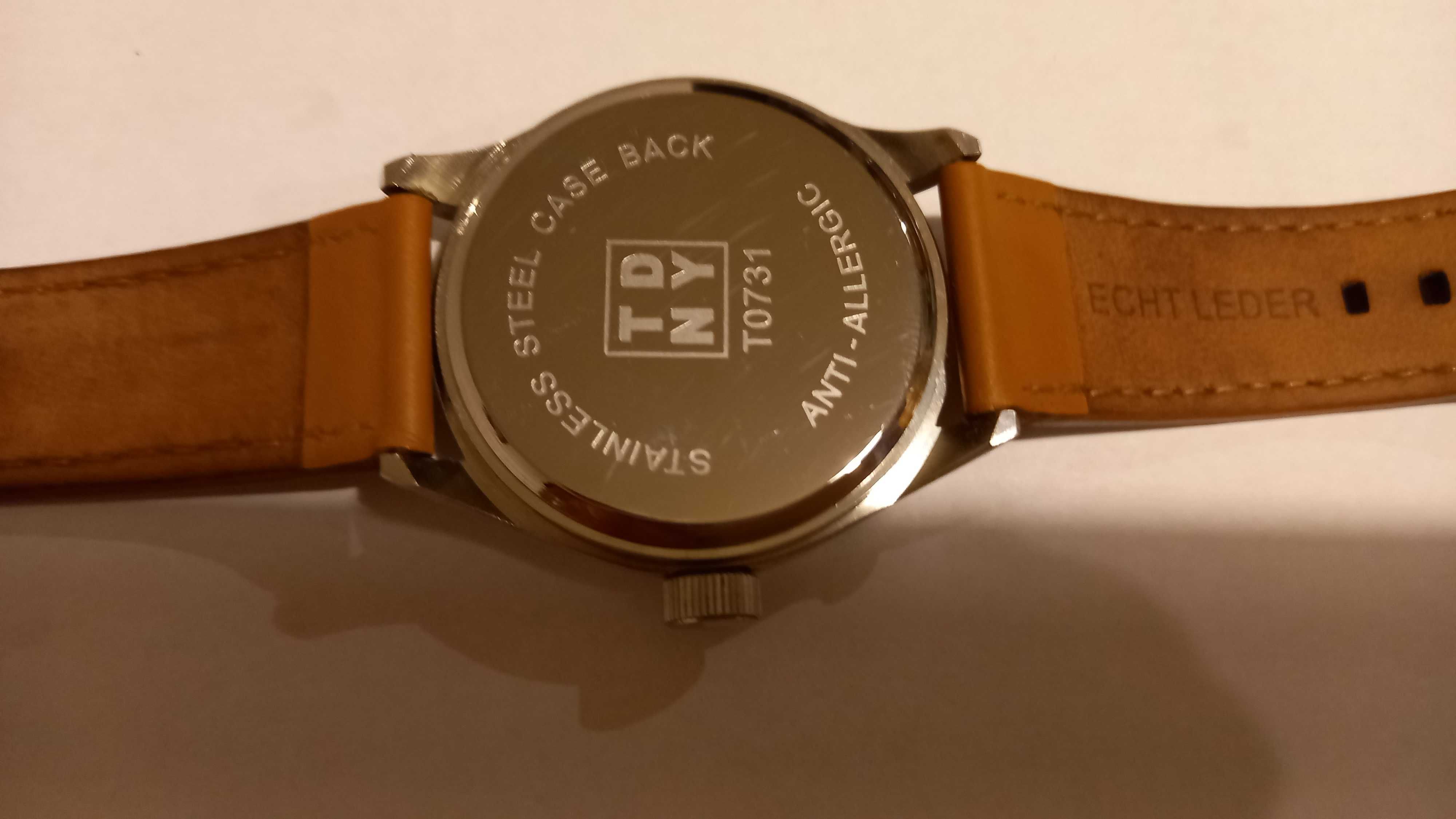 Męski zegarek analogowo-kwarcowy TOM DEXTER model XXL