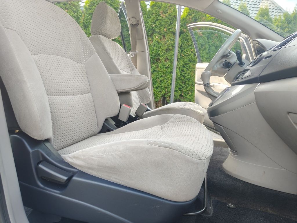 Mitsubishi Grandis 2.4 Alu Clima Niezawodny 6 osób ZAREJESTROWANY