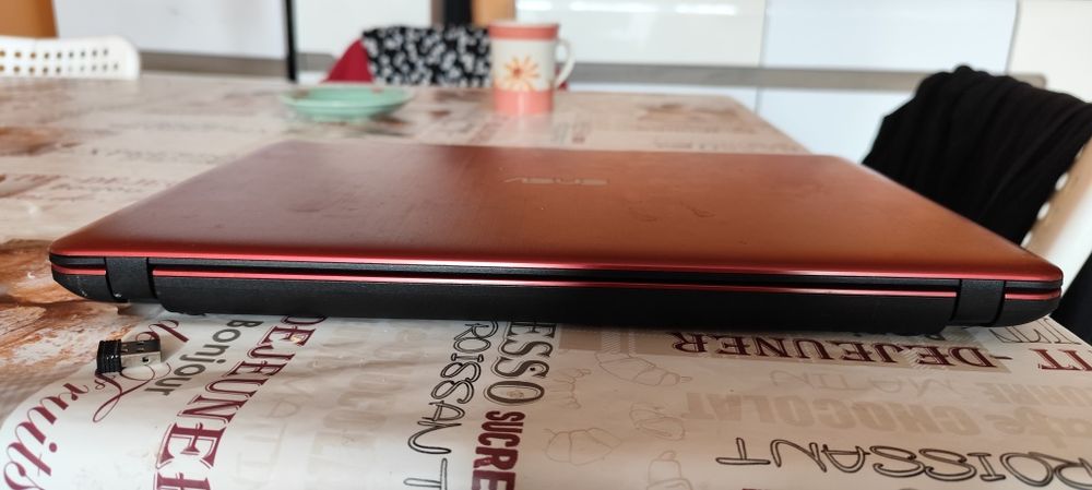 Laptop Asus F541u 8G RAM/500G SSD