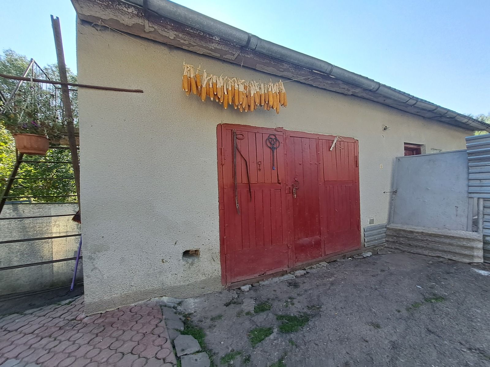 Продаж будинку у мальовничому куточку с.Смиківці.