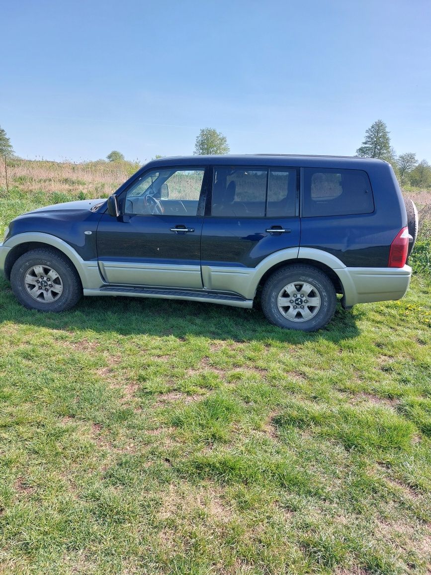 Mitsubishi Pajero