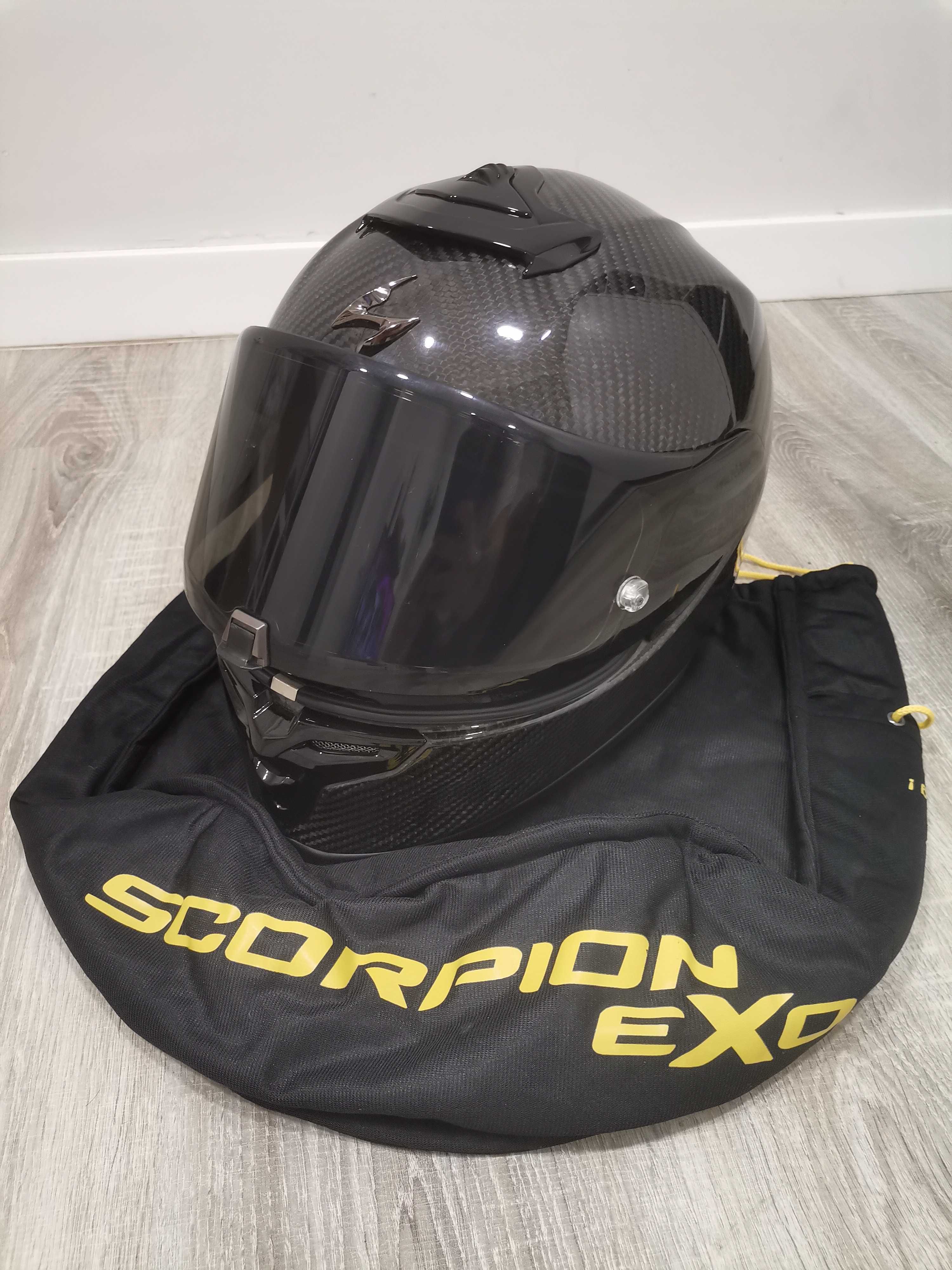 Capacete Scorpion R1