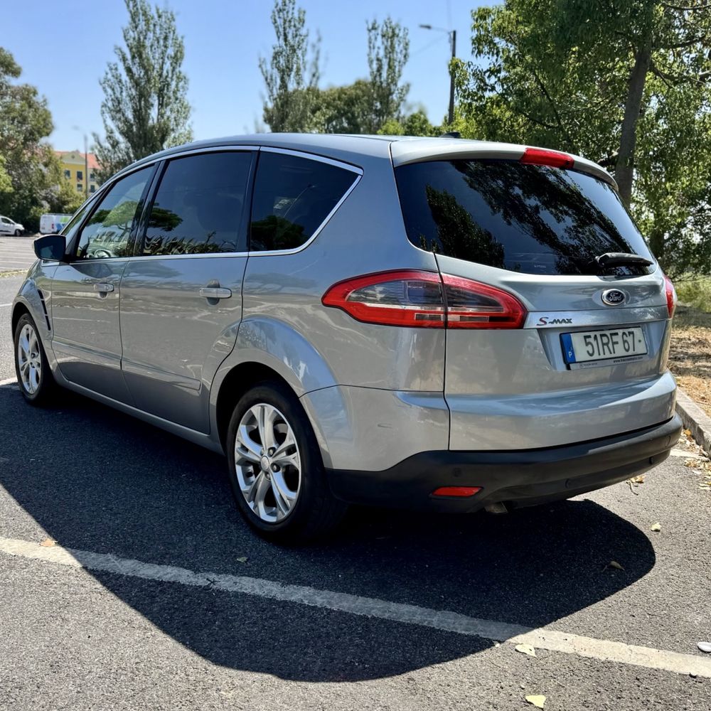 Ford S-Max 2.0d Caixa Automatica DESDE 219€ mes