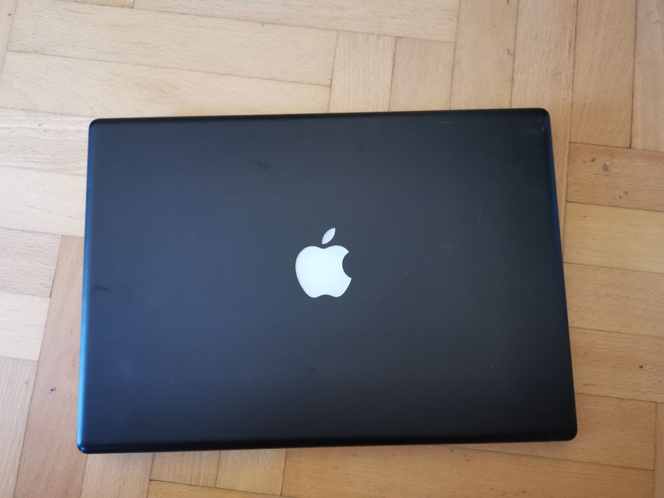 Apple Macbook Mid 2007 działający z oryginalnym opakowaniem czarny