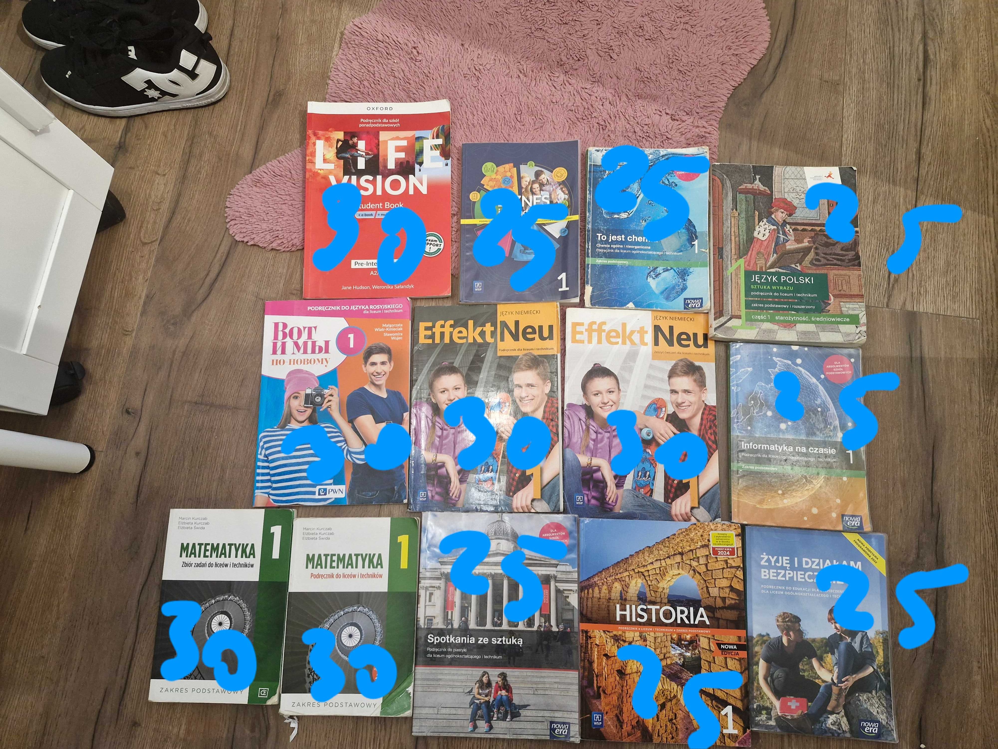 Sprzedam książki do LO I klasa