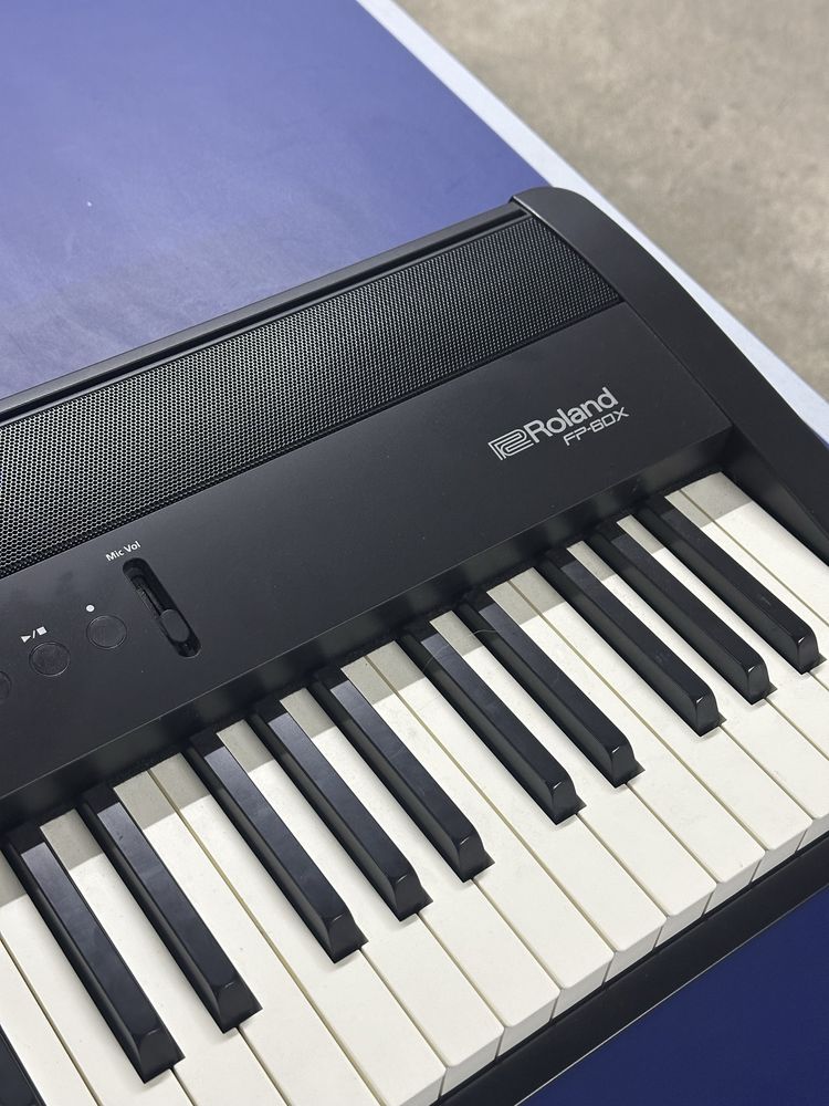 Roland FP60x Black - Como Novo