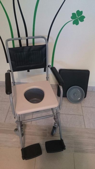 Wózek inwalidzki toaletowy, krzesło WC, transportowy