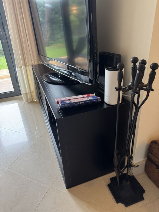 Movel televisão optimo estado