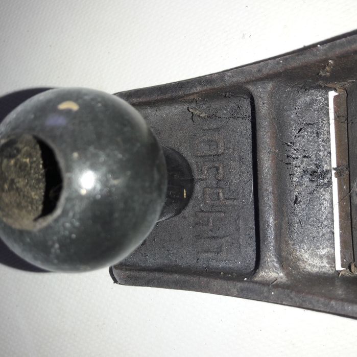 Рубанок по дереву.