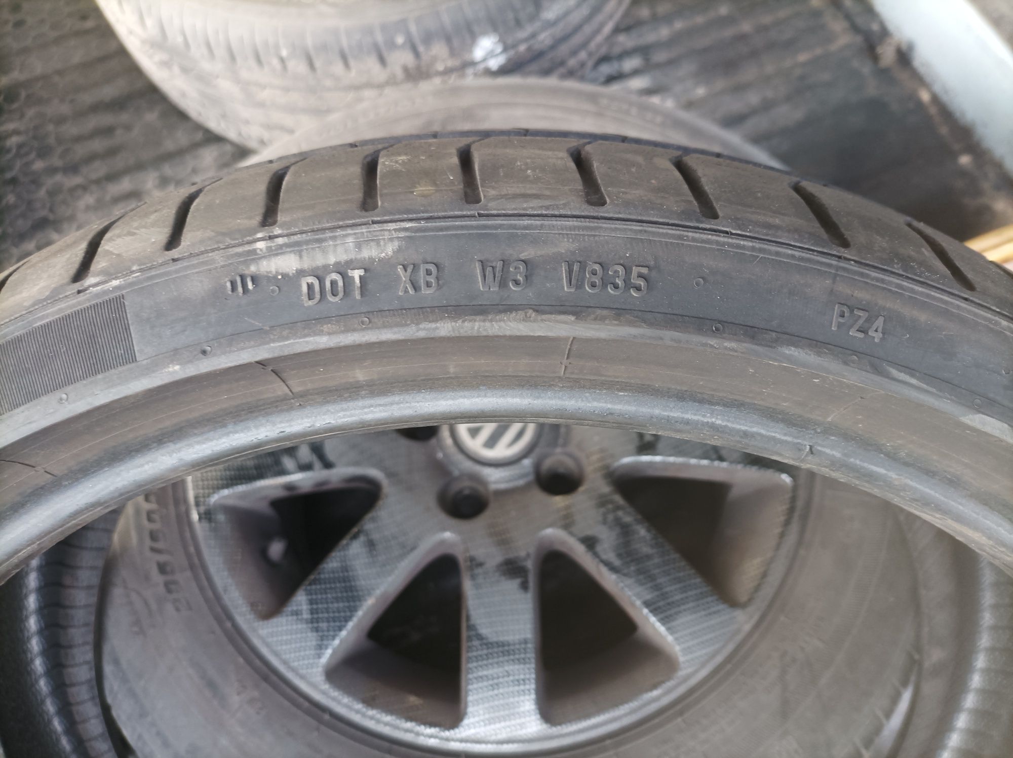 Opona 255/30 R19 Pirelli P ZERO