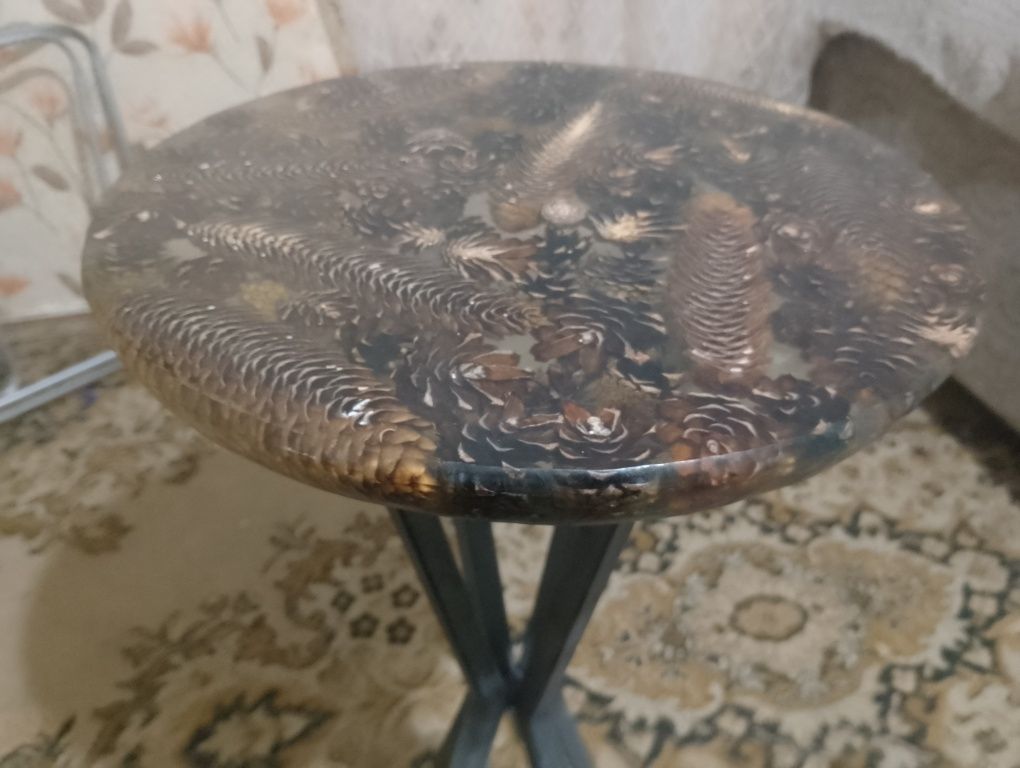 Кавовий столик , кімнатний