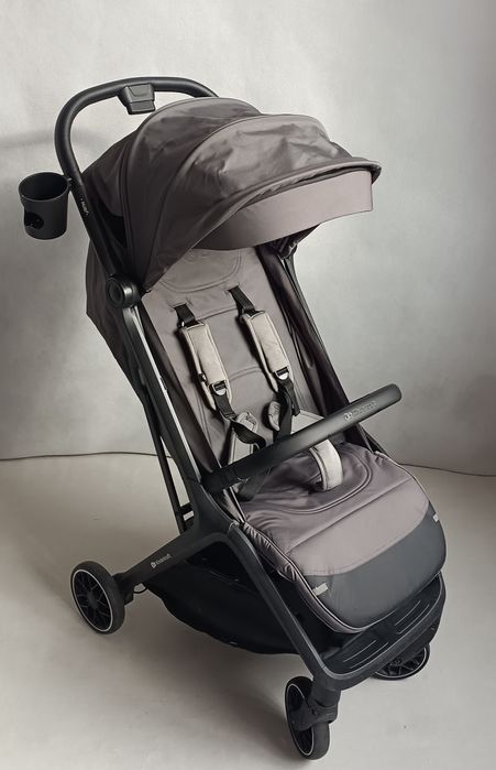 Wózek spacerówka Kinderkraft Nubi 2 Grey