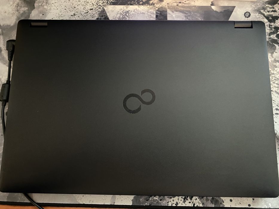 Sprzedam laptop Fujitsu