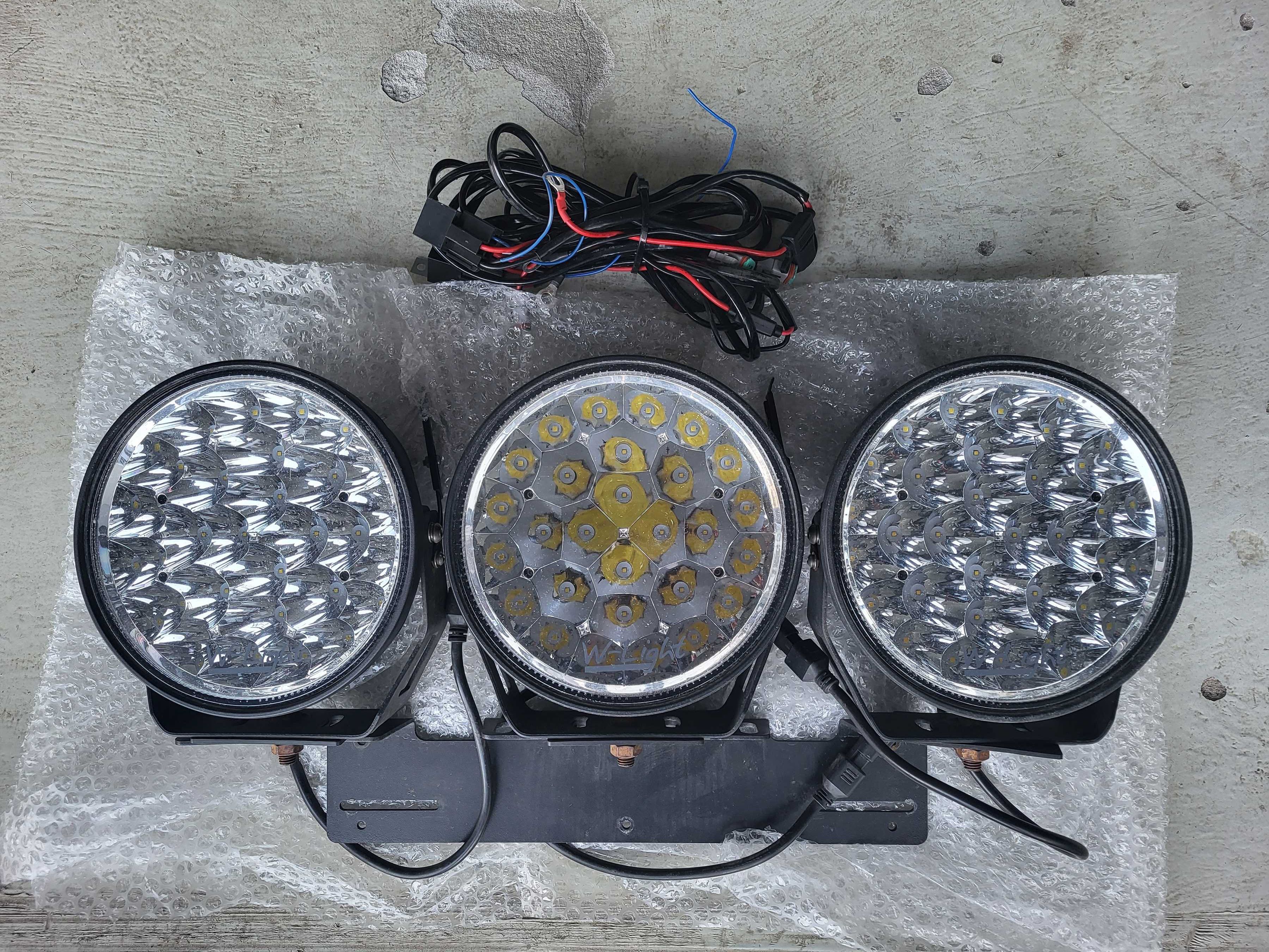 Halogeny Dalekosiężne LED Mocne 3x200W Duże Ø23cm 12V/24V Zasięg 1000m