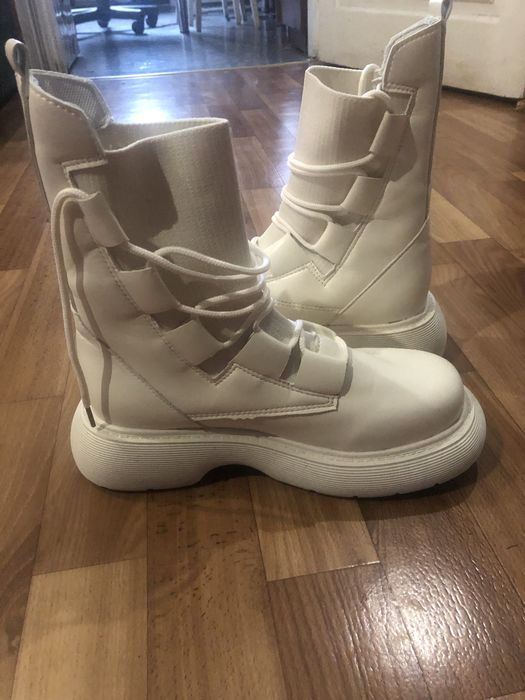 Ботинки осенние шнуровка