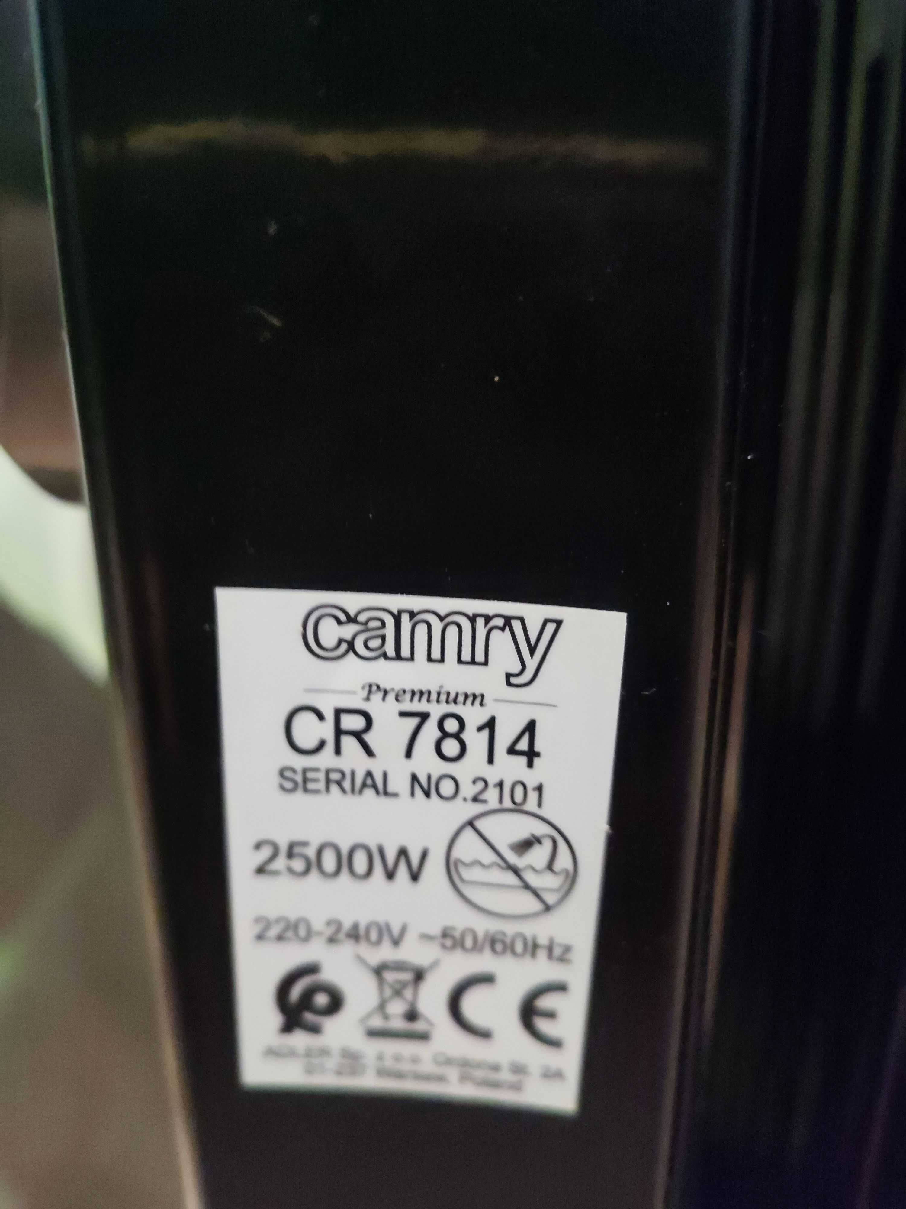 Camry CR 7814 Grzejnik Olejowy LED z pilotem (13 żeberek)