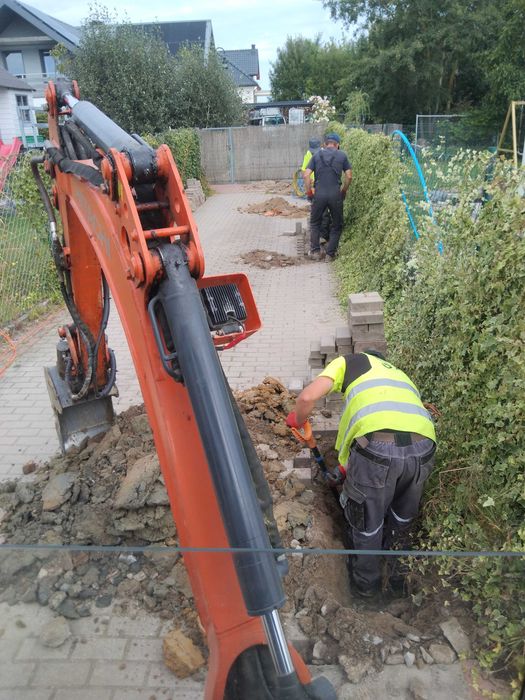 Usługi minikoparki koparki wywrotka wynajem prace ziemne