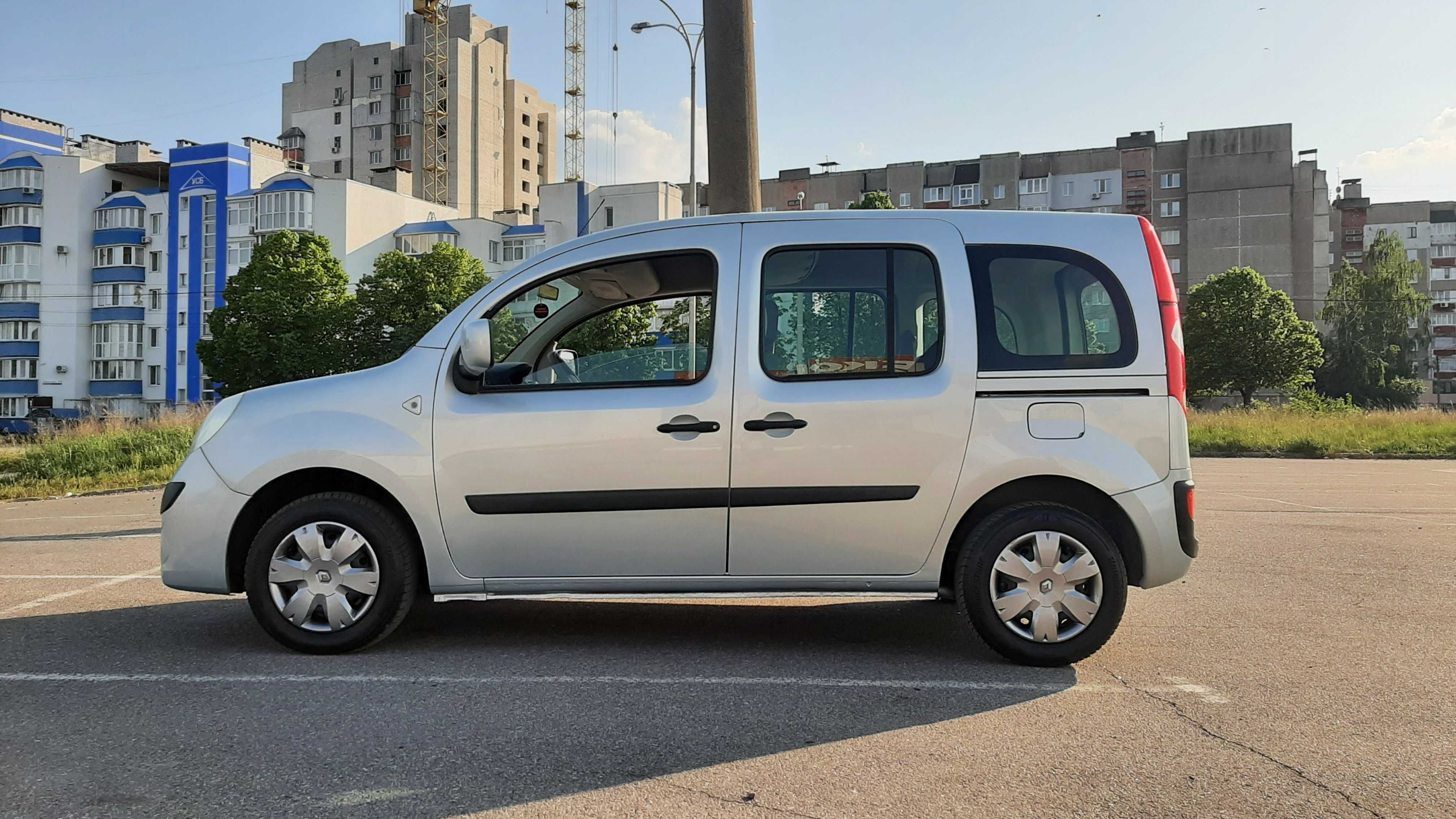 продам Renault Kangoo 2009 1.6МРИ не крашен