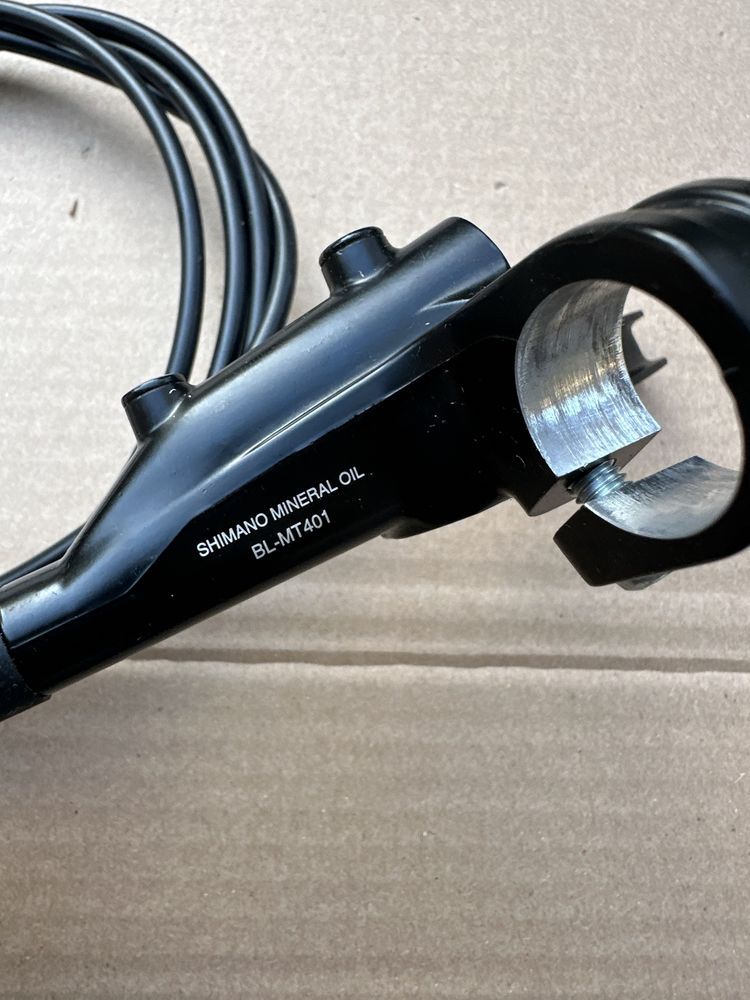 Hamulec Shimano BR-MT401 + BR-MT400 prawy - tył