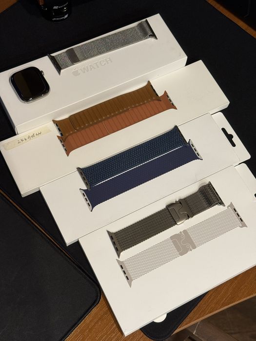 Apple Watch 10 46mm Natural Titanium + найкращі браслети Apple