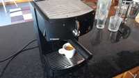 Máquina café Nespresso Saeco