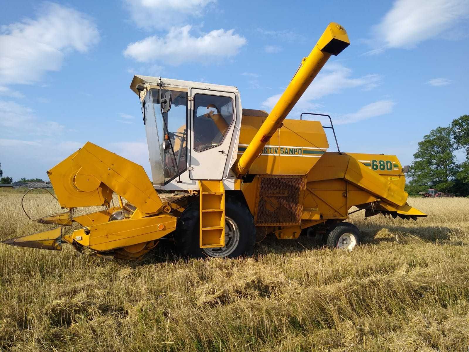 Kombajn zbożowy SAMPO 680
