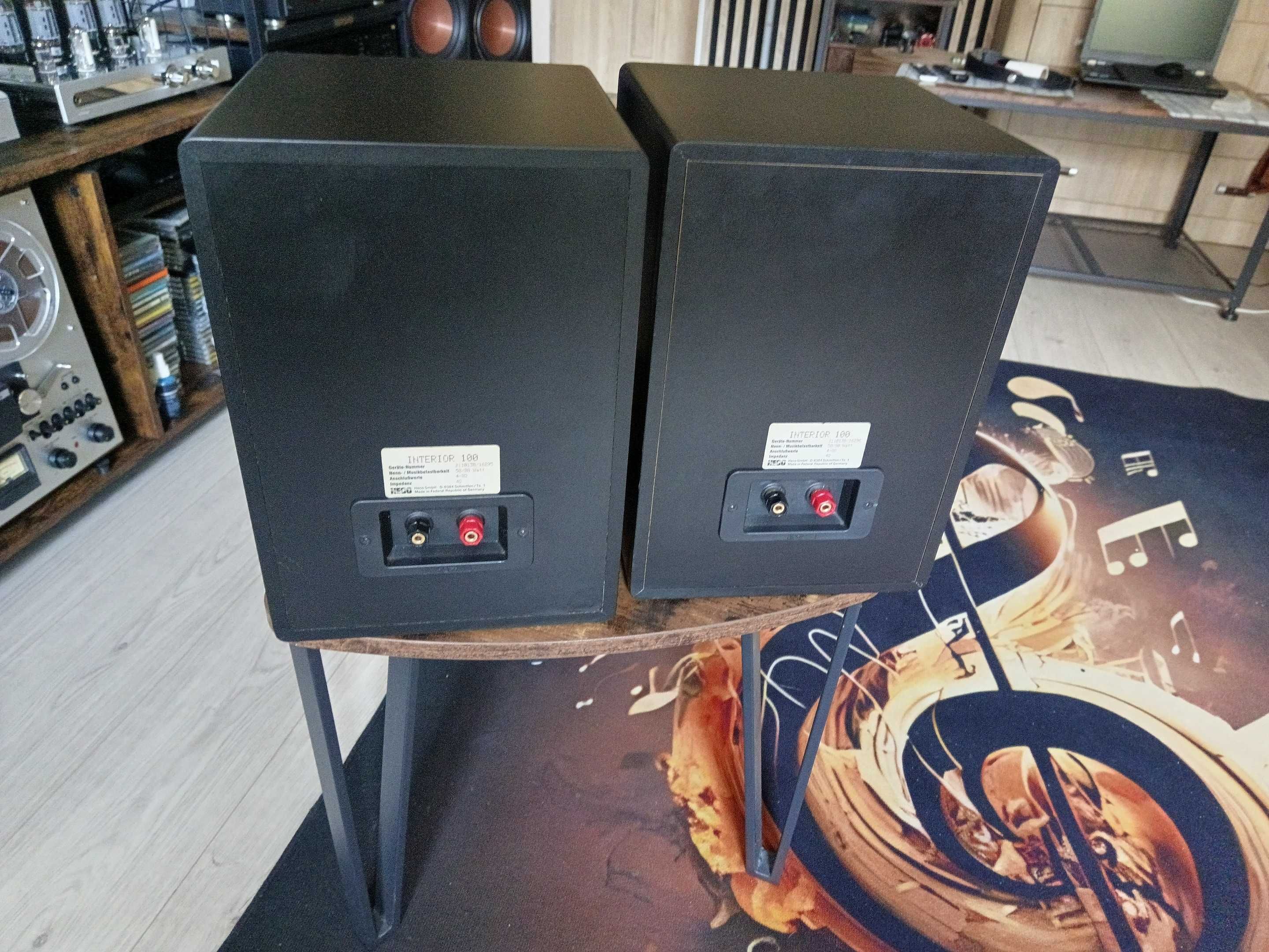 Monitory Interior 100