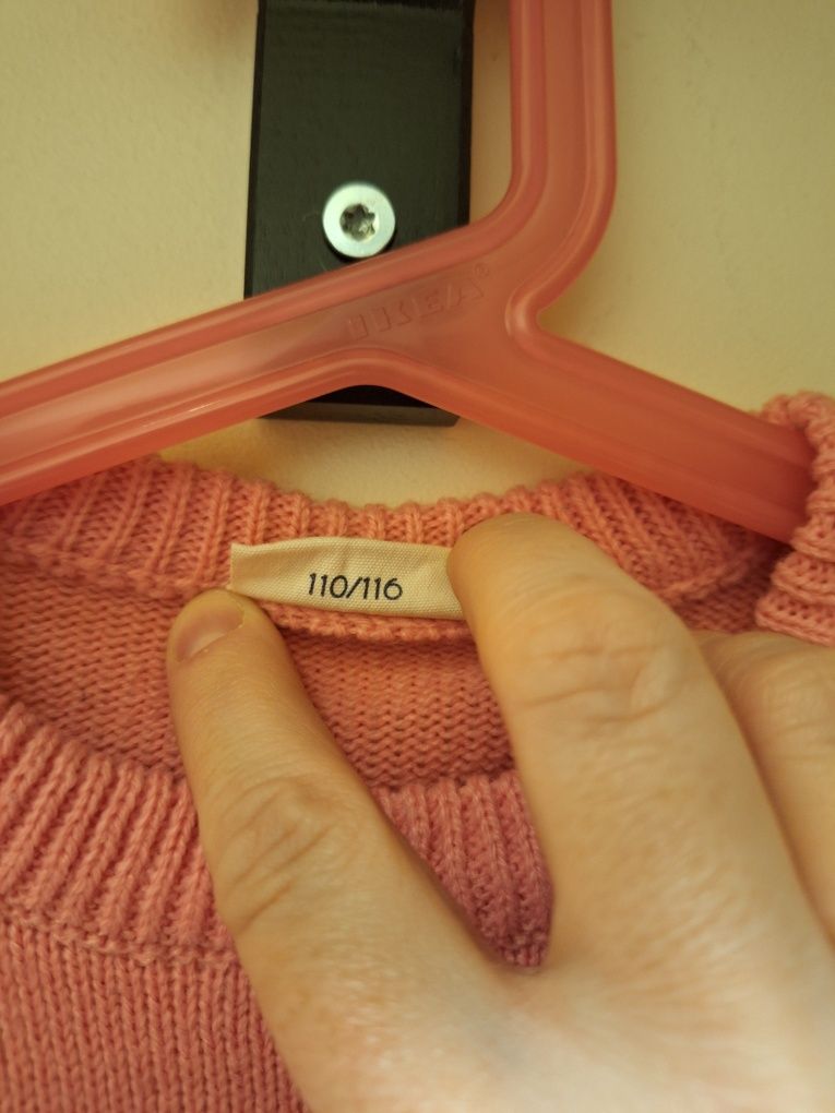Zimowy sweterek dla dziewczynki 110-116cm