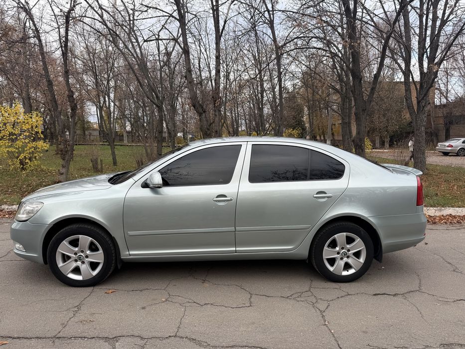 Продам шкода А5 рестайлинг 1.6 газ бензин