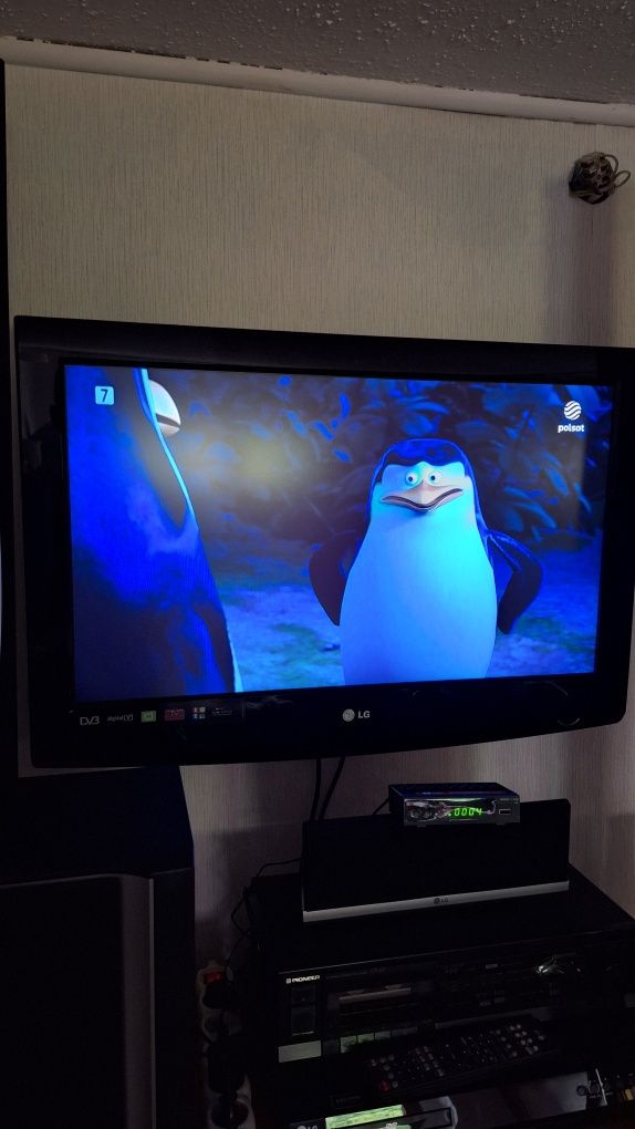 Telewizor LCD LG32 LG3000
