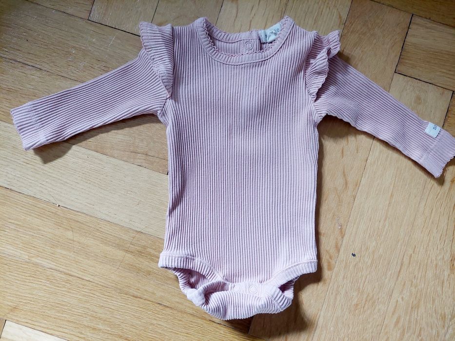 Body newbie r. 62 prążkowane