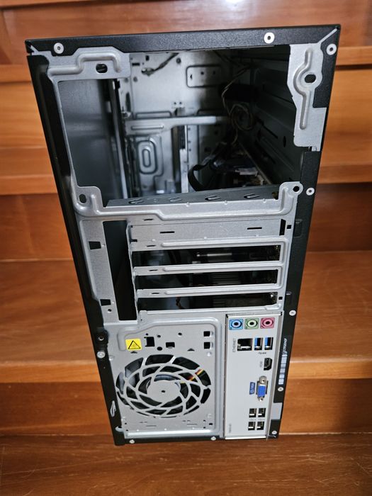 Caixa PC - HP + Motherboard MS - 7906 VER 2 + AMD A10 7800