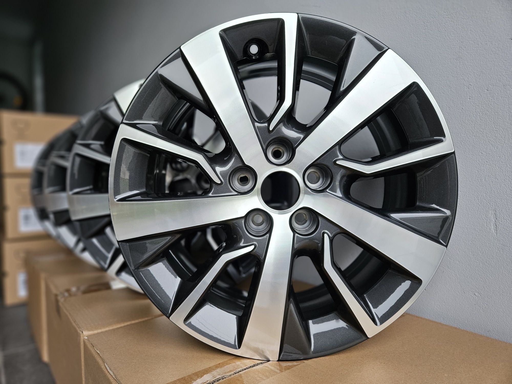 Citroen Jumpy 17 " Nowe 5x108 Dispatch SpaceTourer Felgi Space Tourer