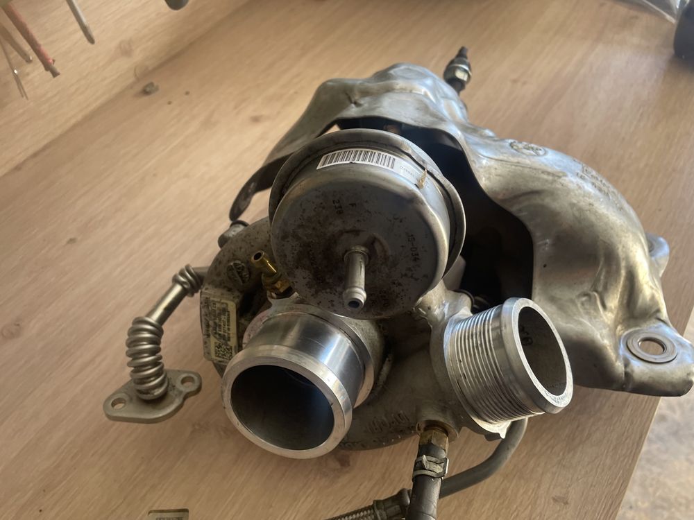Turbospręzarka turbina 2.3 ecoboost FORD