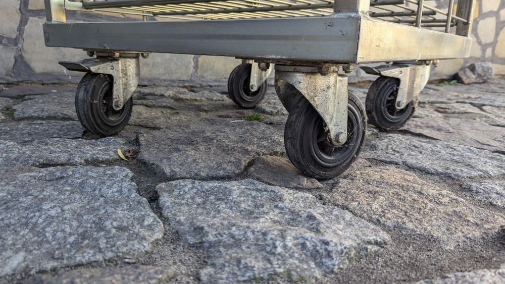 Wózek regał gastronomiczny do piekarni