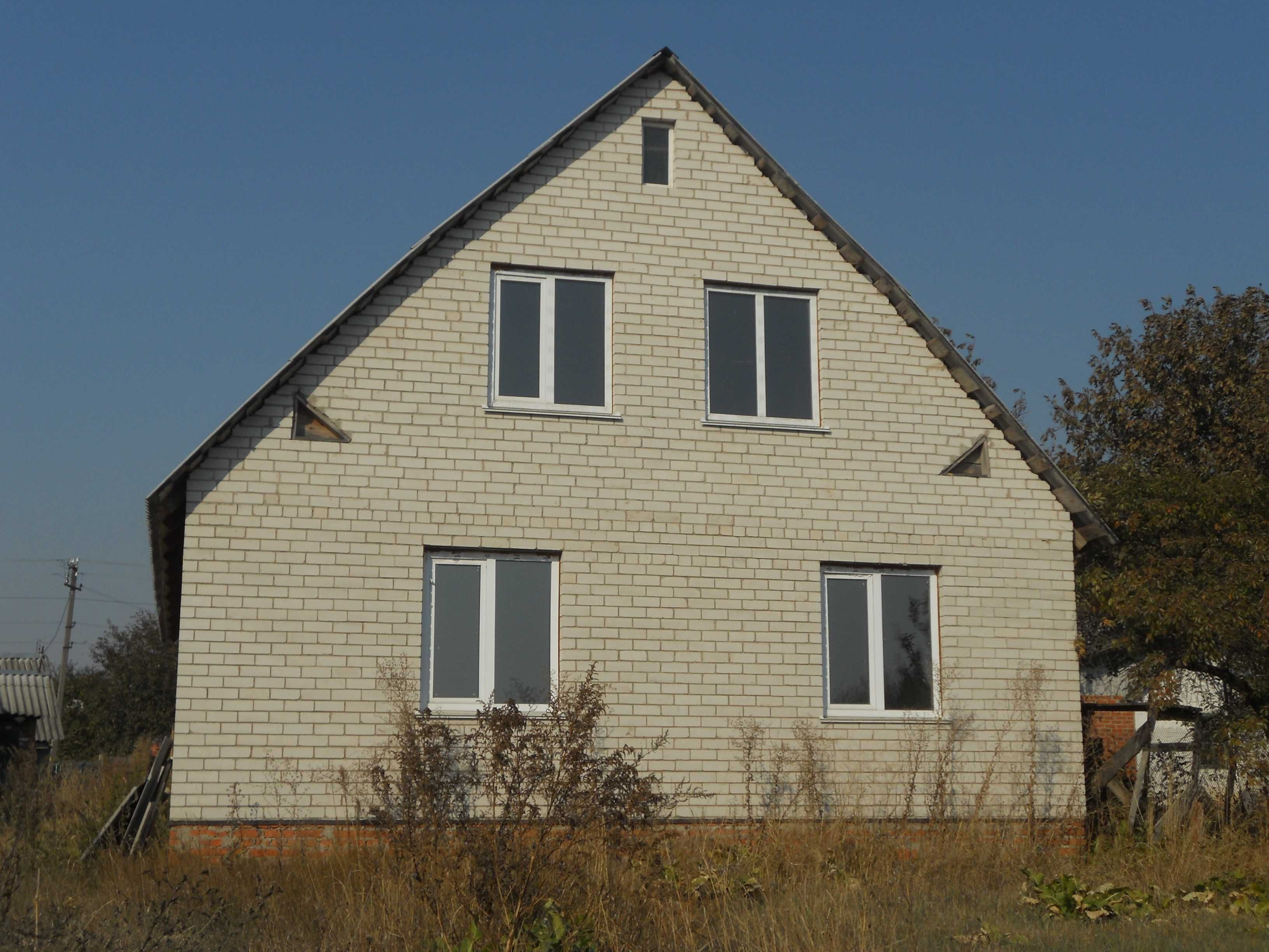 Продам дом в пгт Макаров Киевской области