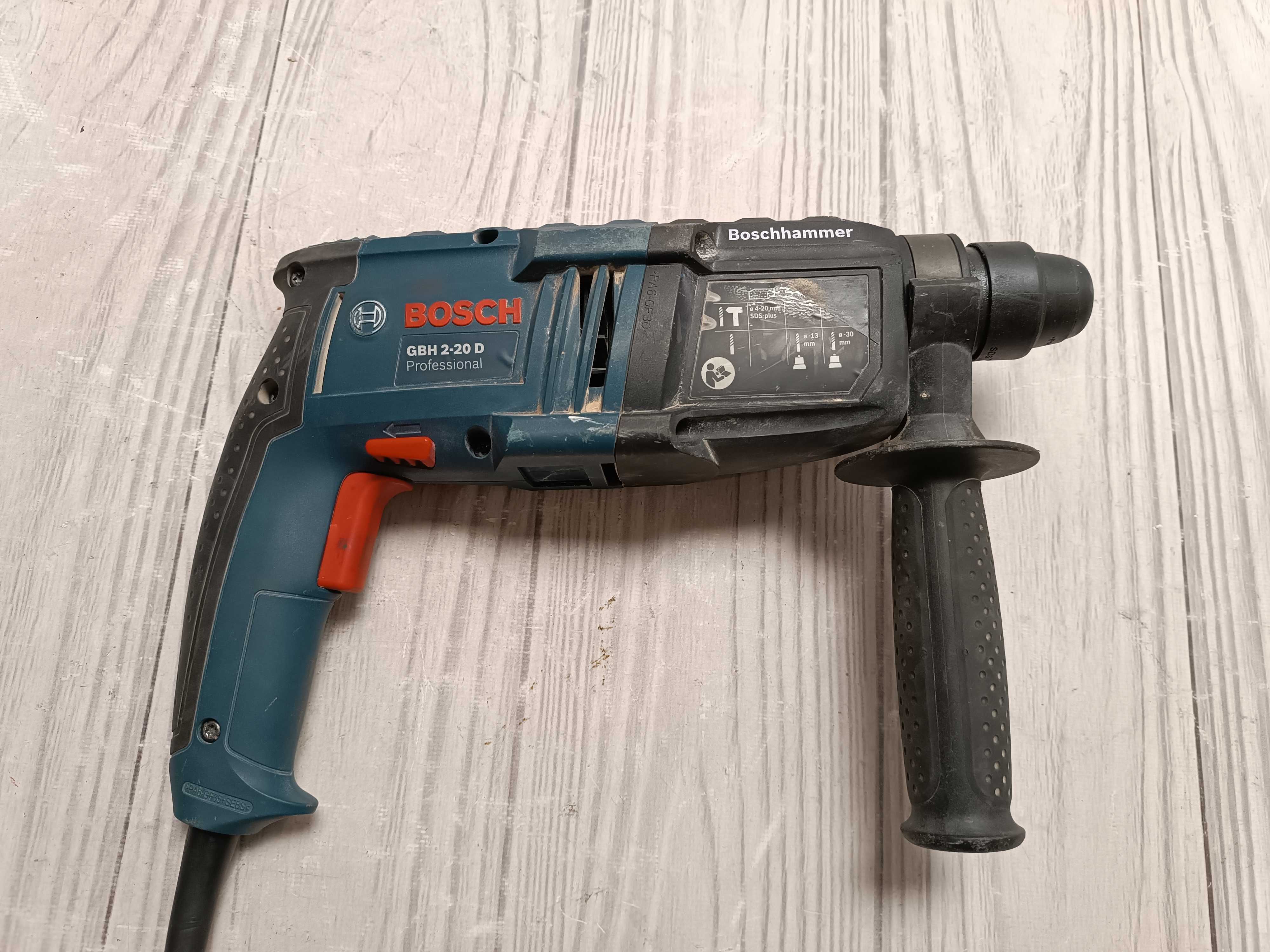 Bosch  GBH 2-20 D перфоратор 650 Вт, SDS-plus, в кейсі  1,7 Дж