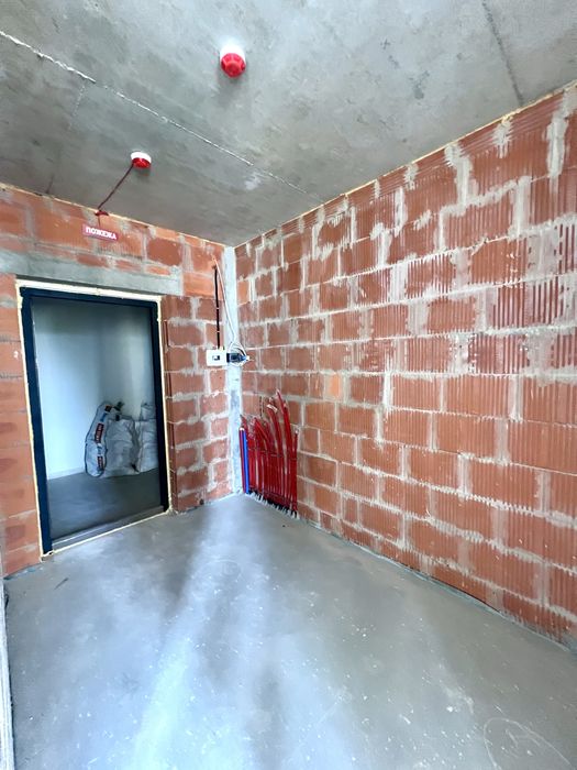 Продаж чудової 2-кім в заселеній новобудові