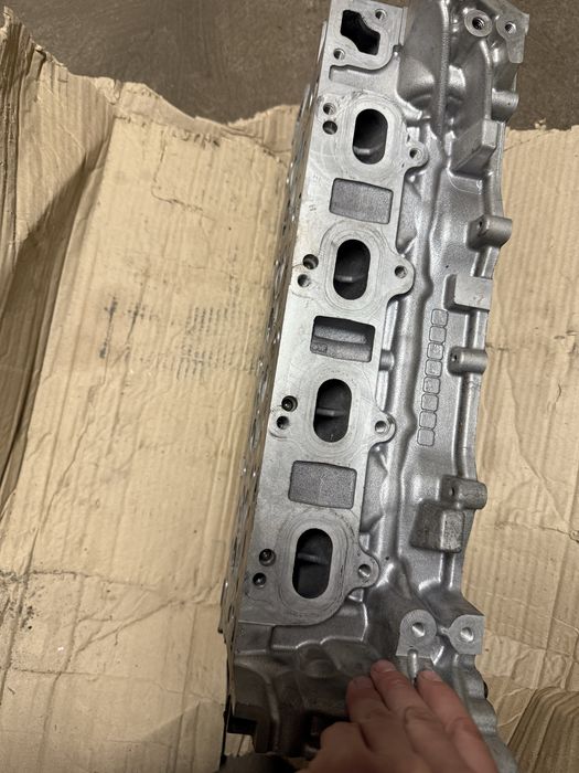 Głowica renault master movano 2.3 21r